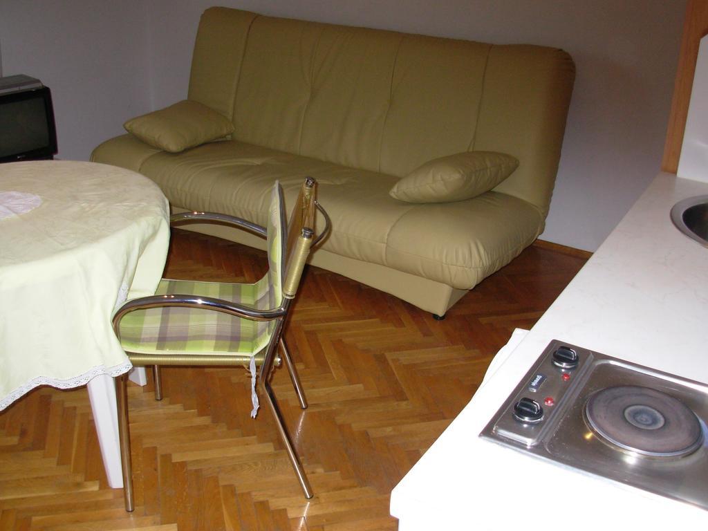 Apartment Karmen Trogir Room photo