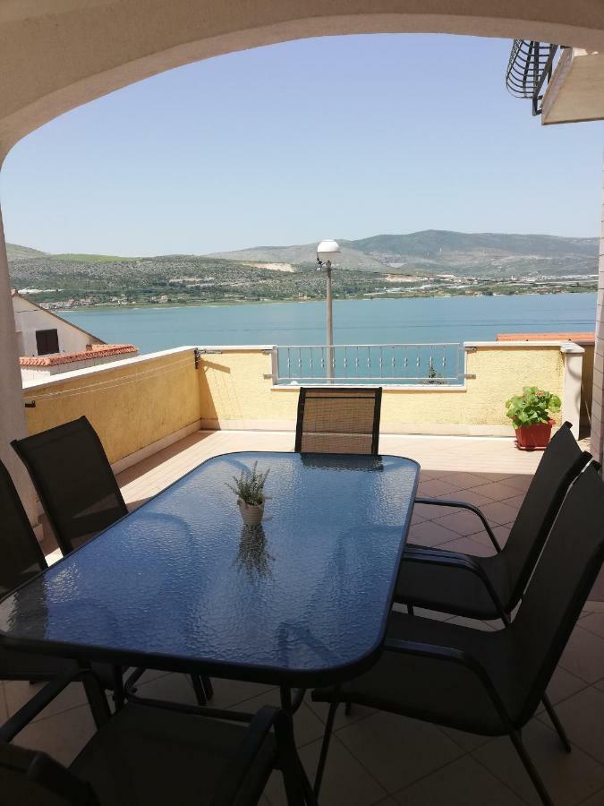 Apartment Karmen Trogir Exterior photo